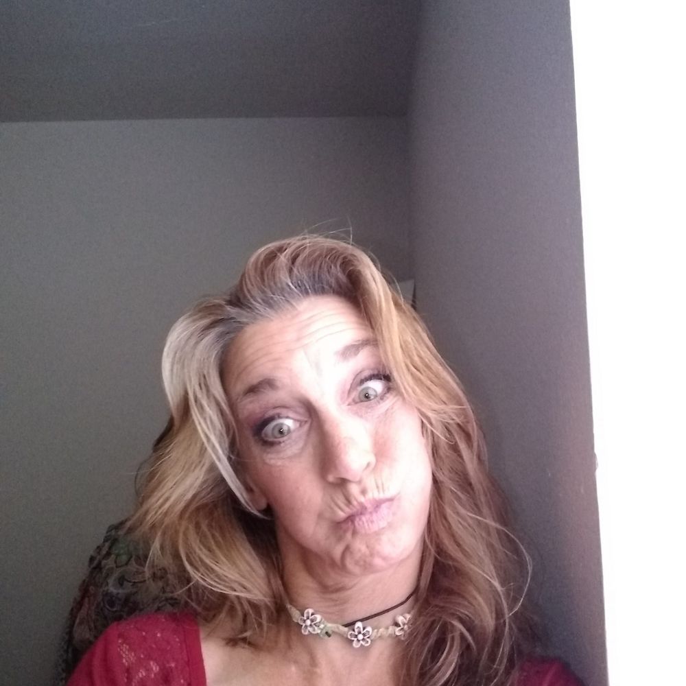 Meet your Posher, Tina